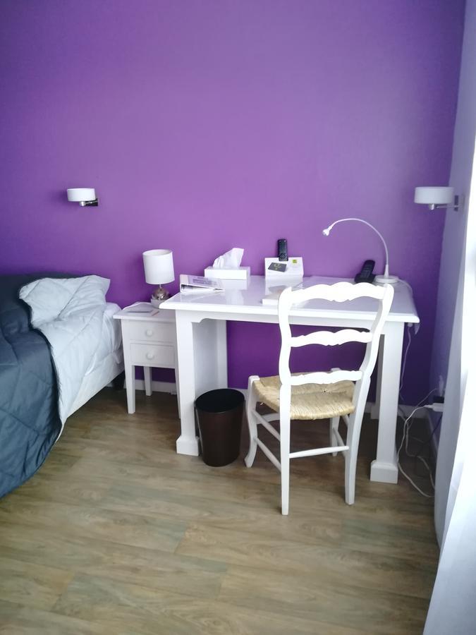 Logis La Rose Des Vents Volvic Exterior foto
