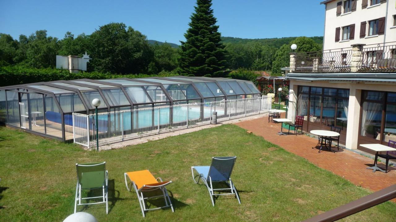 Logis La Rose Des Vents Volvic Exterior foto